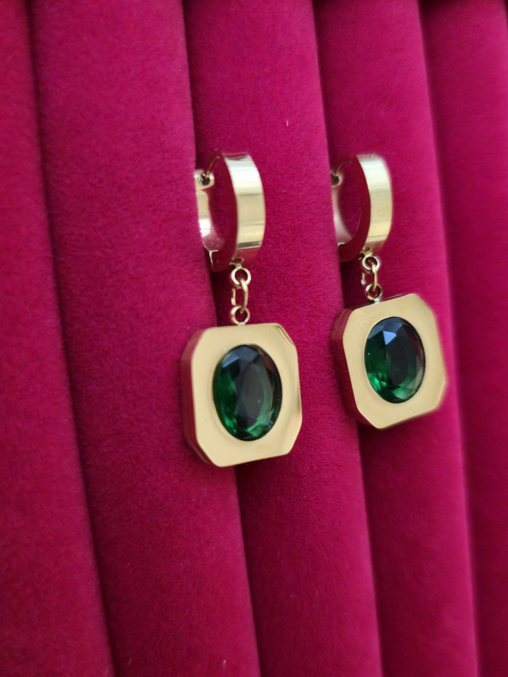 18K Gold Plated Drop Earrings W/ Emerald Green Zircon - NEW Women Jewelru B002‎